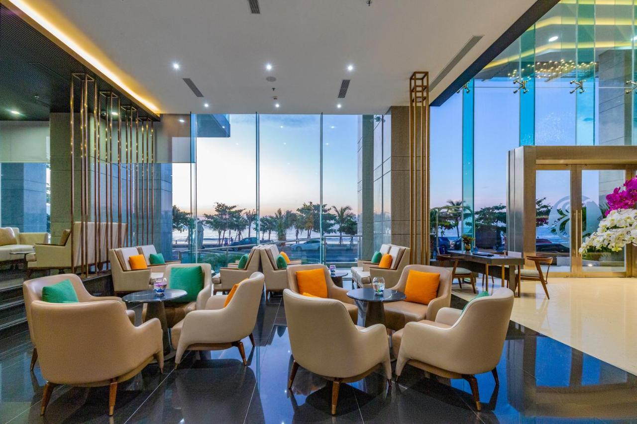 Le Sands Oceanfront Danang Hotel Exterior foto