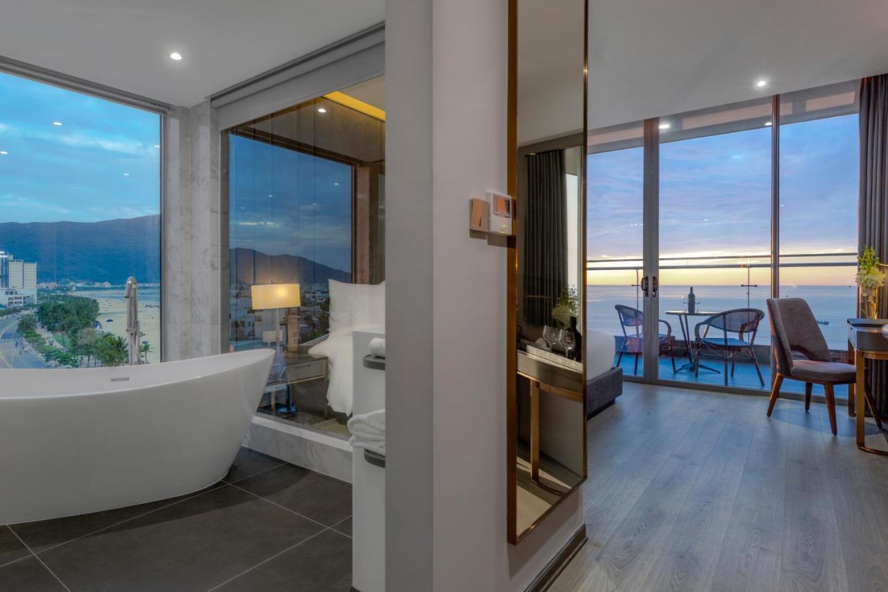 Le Sands Oceanfront Danang Hotel Exterior foto
