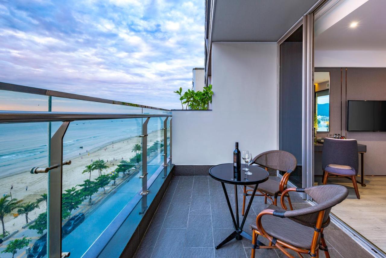 Le Sands Oceanfront Danang Hotel Exterior foto