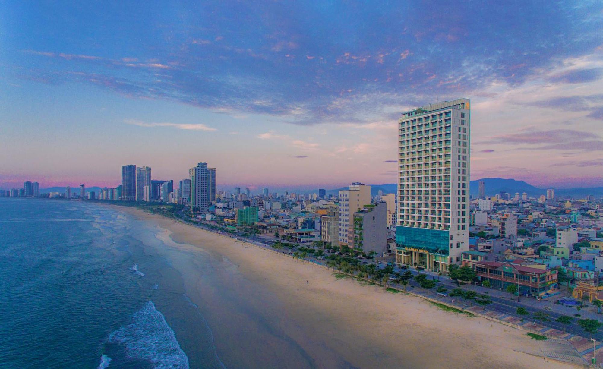 Le Sands Oceanfront Danang Hotel Exterior foto